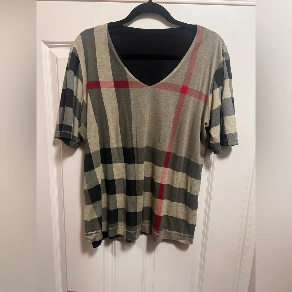 Authentic Burberry Nova Check Reversible Tshirt- L/XL - Picture 4 of 14